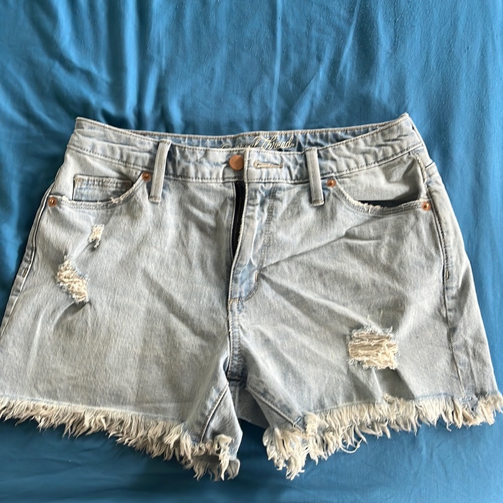 Universal thread jean shorts